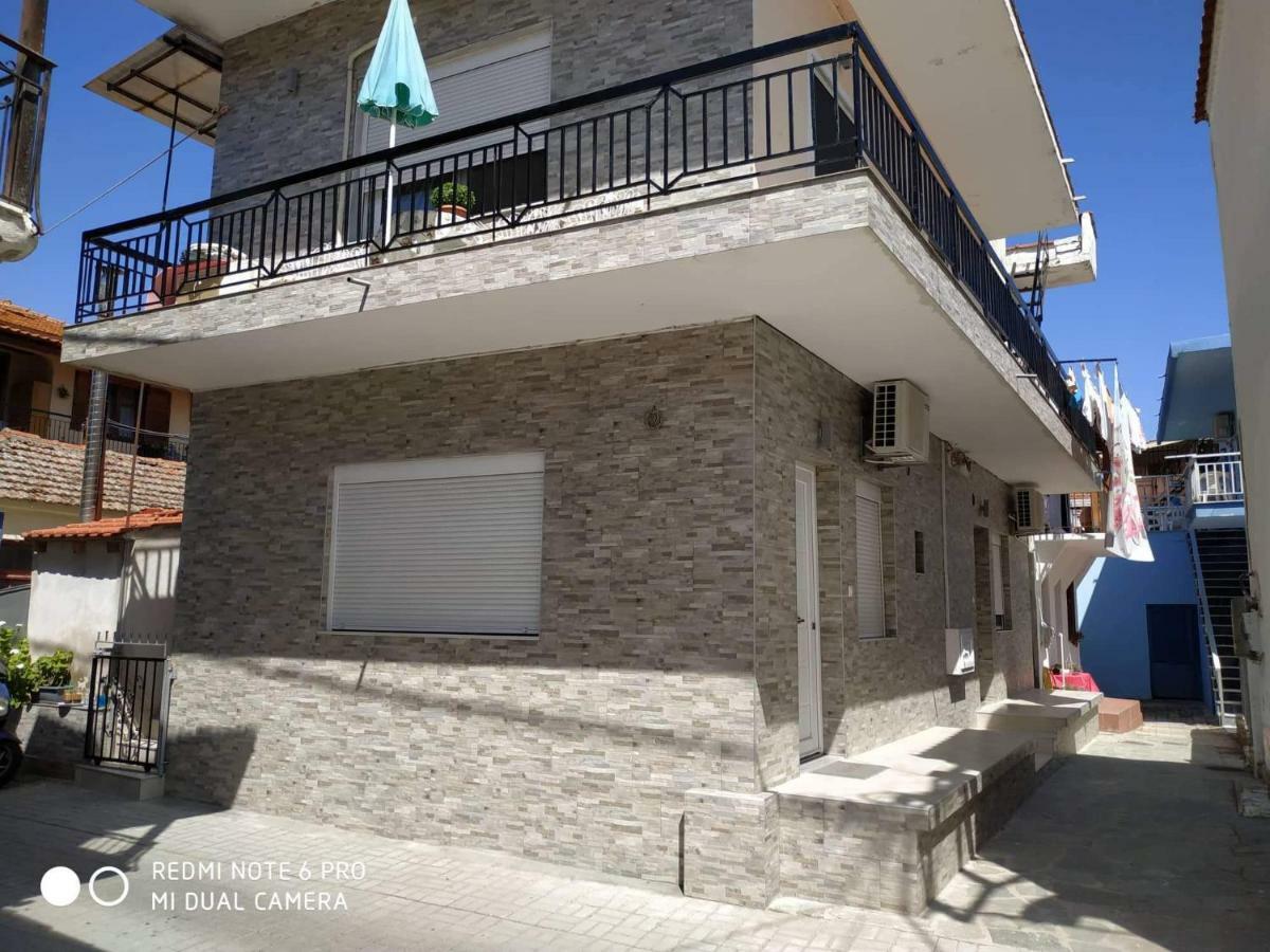 Lavim Apartments Сикия Екстериор снимка