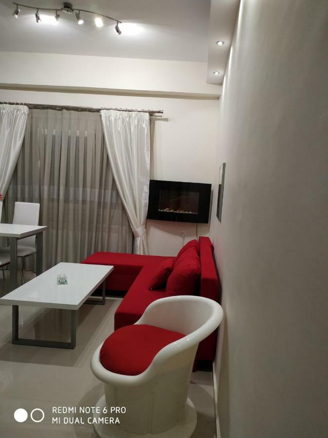 Lavim Apartments Сикия Екстериор снимка