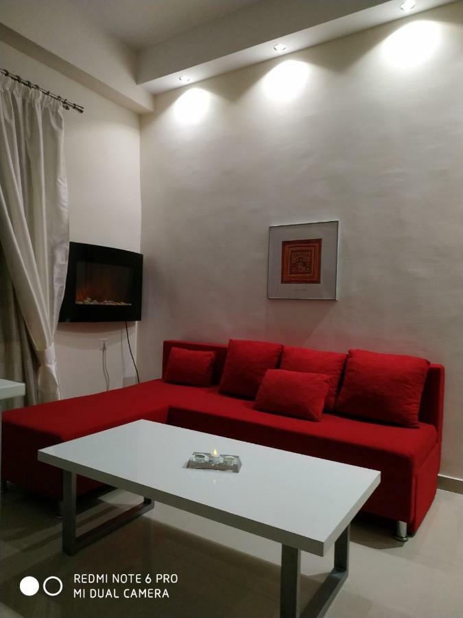 Lavim Apartments Сикия Екстериор снимка